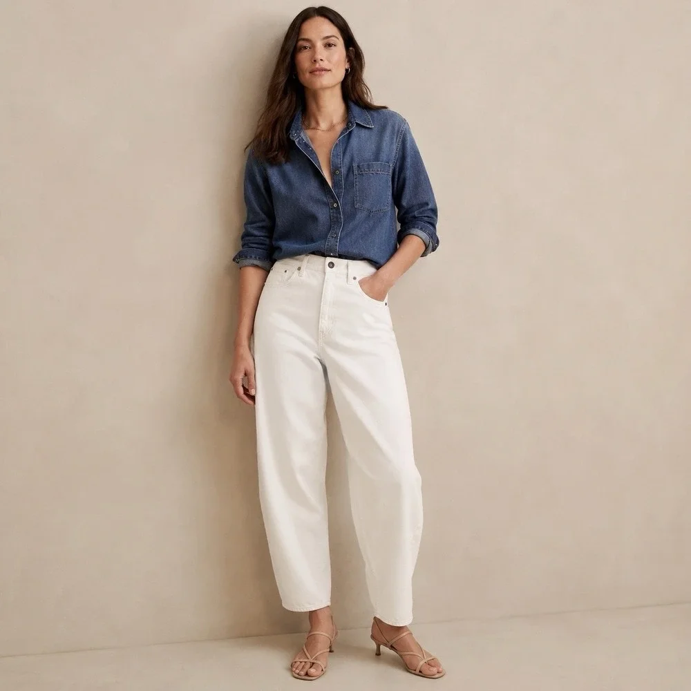 Banana Republic Women's High Rise Barrel Fit Jeans -Size 30- Ecru Off White